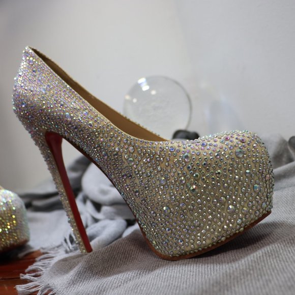 Christian Louboutin Daffodile Crystal Heels - Picture 6 of 14